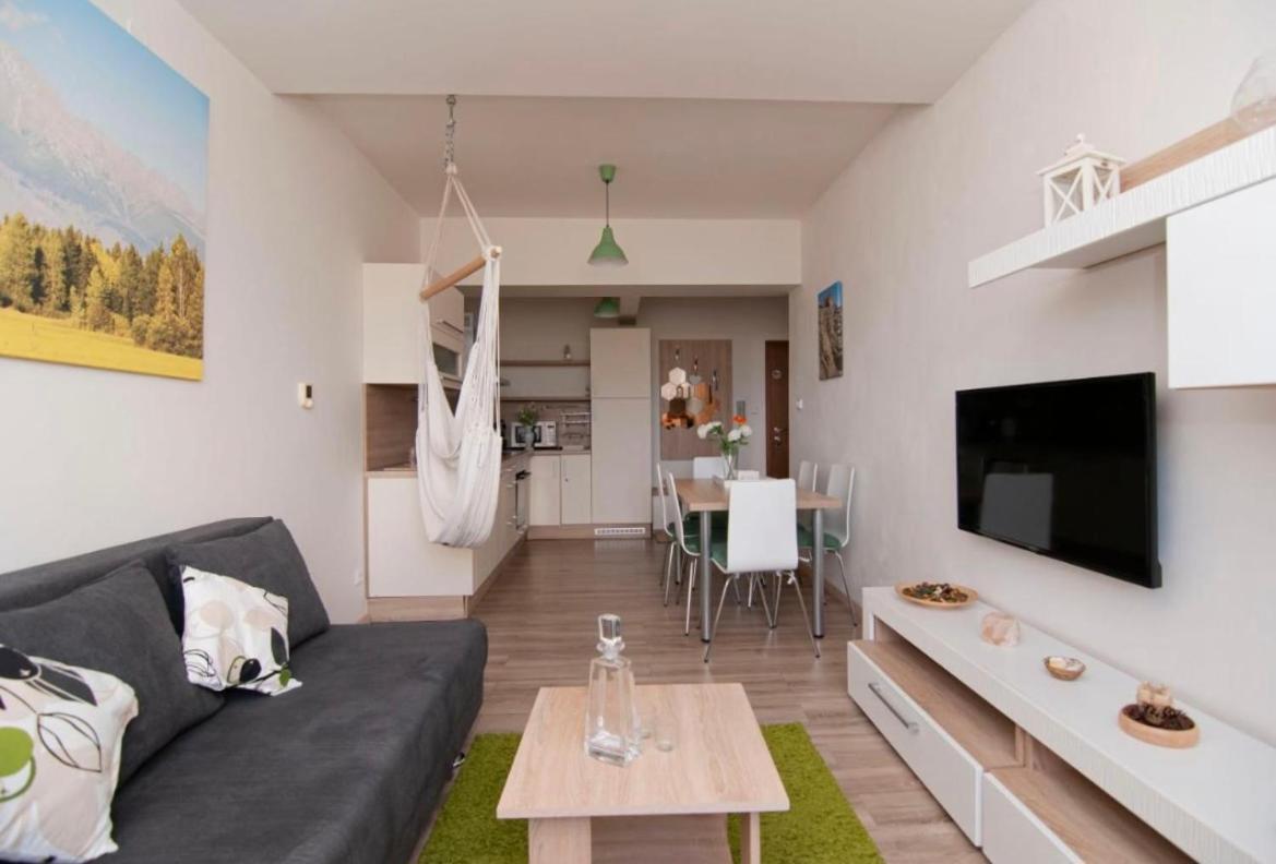 Apartman Lomnica - Vysoke Tatry เวลคา ลอมนิตซา ภายนอก รูปภาพ